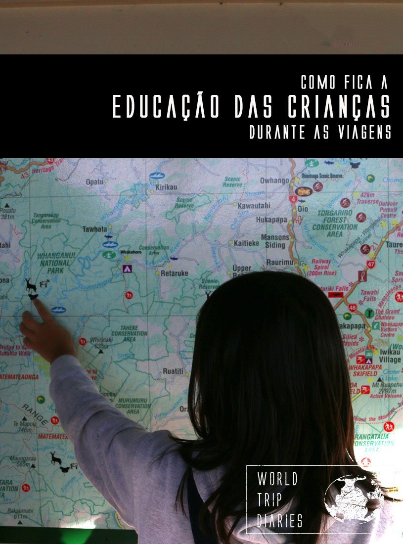 A gente está viajando, mas as crianças precisam continuar aprendendo coisas. Veja como é a nossa rotina!