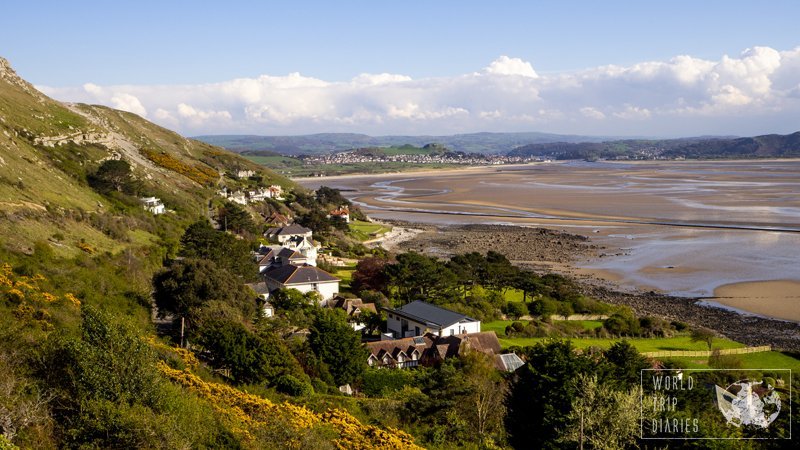 Llandudno is a beautiful place, and it's full of Alice in Wonderland things. It's a great day out for kids who enjoy the story!