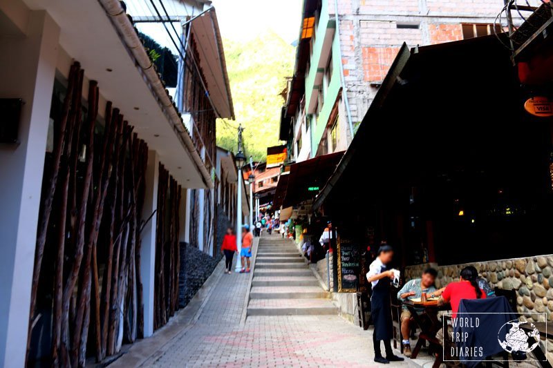 aguas calientes machu picchu peru