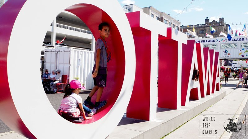 The city signs are always so much fun! The Ottawa sign in the Byward Market area couldn't be different!