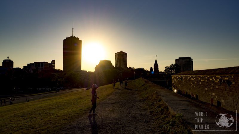 Part of the fortification walls of Quebec City became a nice park with this grass area, where people exercise, kids played, and I watched the sunset.