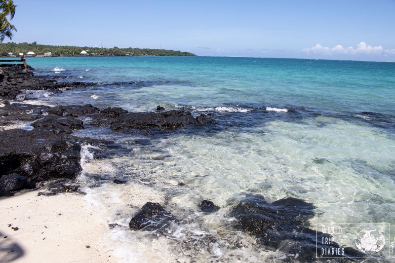 The crystal clear waters of the beach in Va'i Moana Beachside Lodge. There were rocks and corals housing the most colorful fishes! 