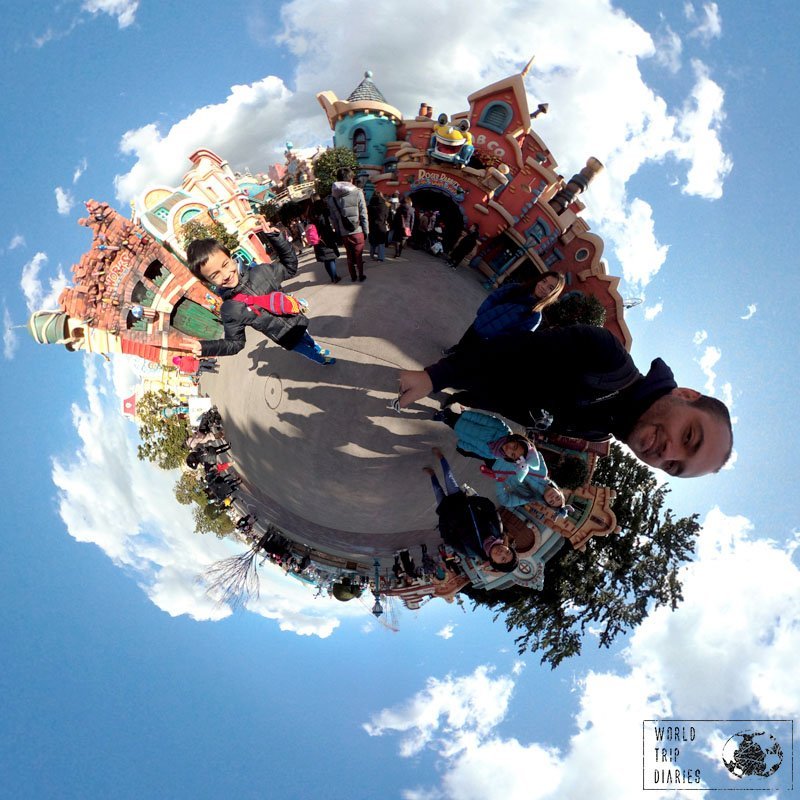 A selfie in Toontown, Disney Tokyo, with our Garmin Virb 360 - click to know more!