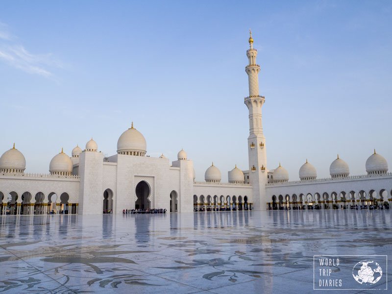 We highly recommend a visit to the Grand Mosque Sheikh Zayed for every family. It's one of the most beautiful buildings we've had the chance to visit - and it's free!