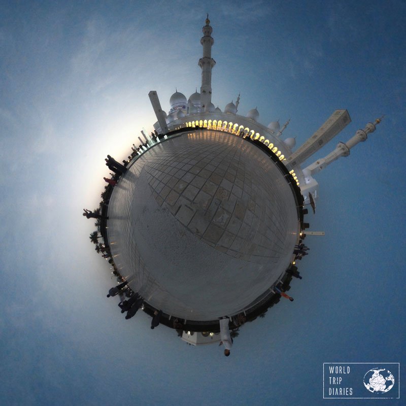 A 360 photo of the Grand Mosque Sheikh Zayed in Abu Dhabi because it was worth it!