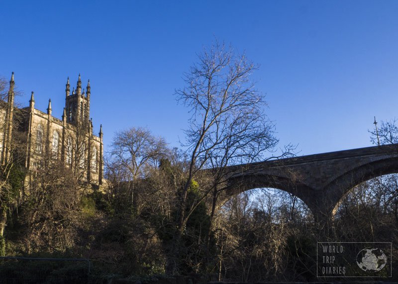Edinburgh is a great place to walk around and just get lost. Even during winter and with kids. There's just too many beautiful things everywhere. Find out more!