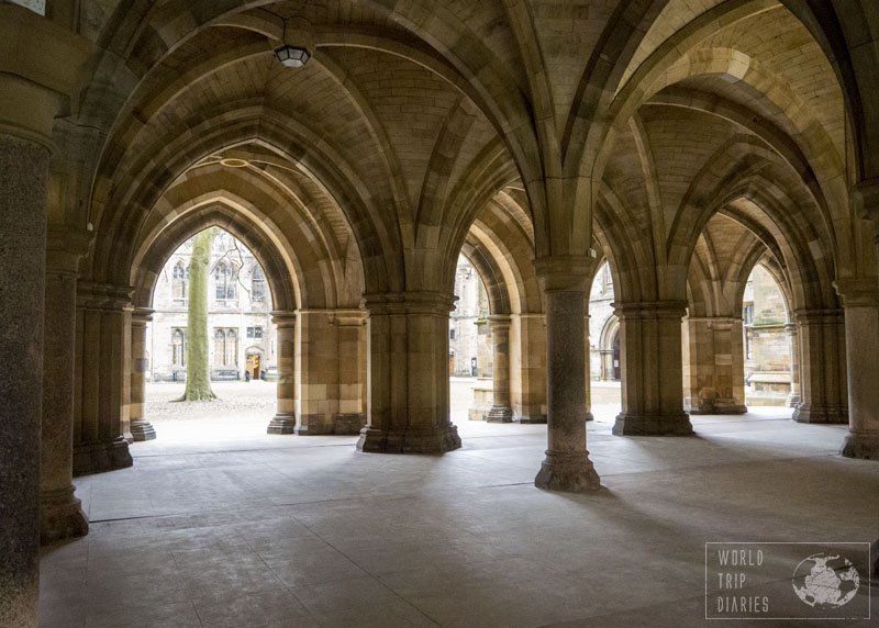 University of Glasgow, Scotland, and its stunning building. Even the kids loved visiting it. Click for more!